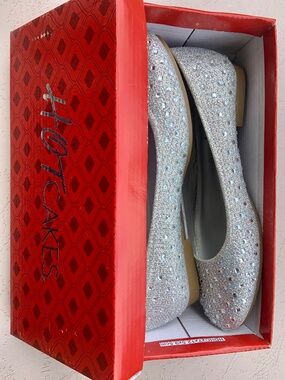 Hotcakes Silver Sparkle Ballet Flats Size 7M
